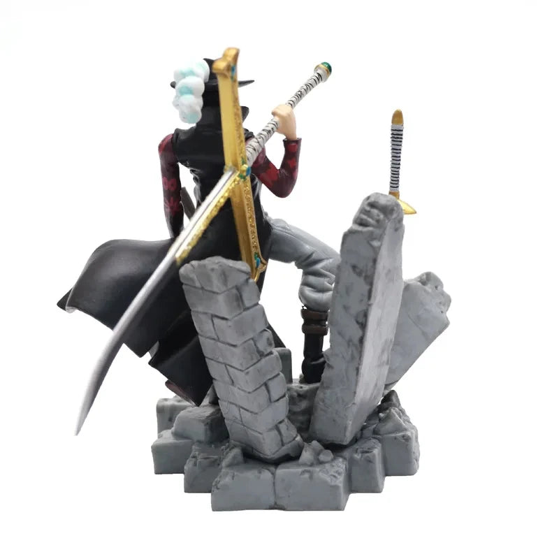 Anime Mihawk Action Statue