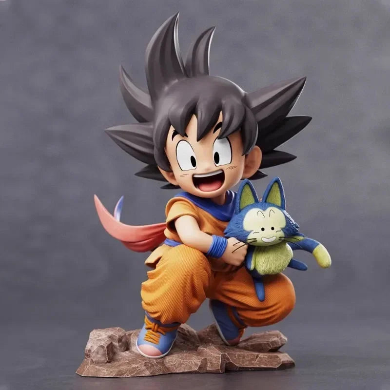 Childhood Goku Hugs Cat Figure 6cm